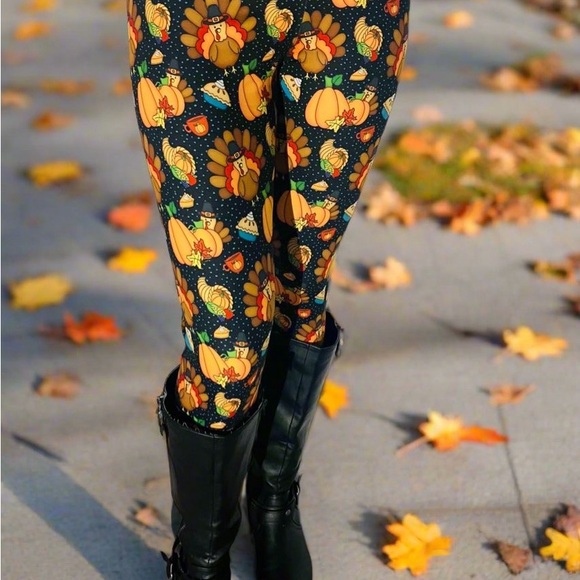 NEW Fall Thanksgiving Leggings for Women & Girls, Turkey, Pumpkin, Oak Leaf - Picture 4 of 10